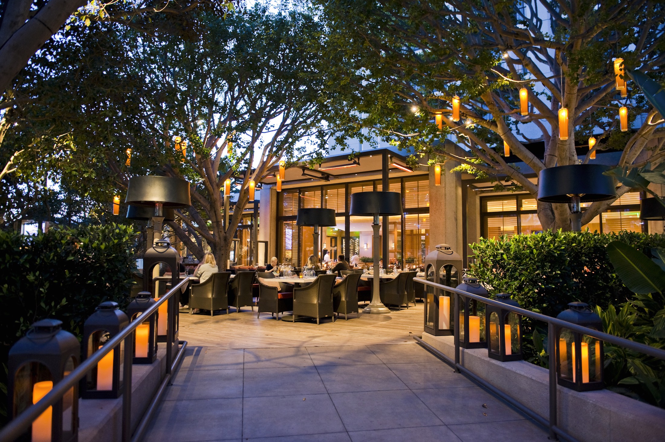 Oak Grill at Fashion Island Hotel – Newport Beach, CA